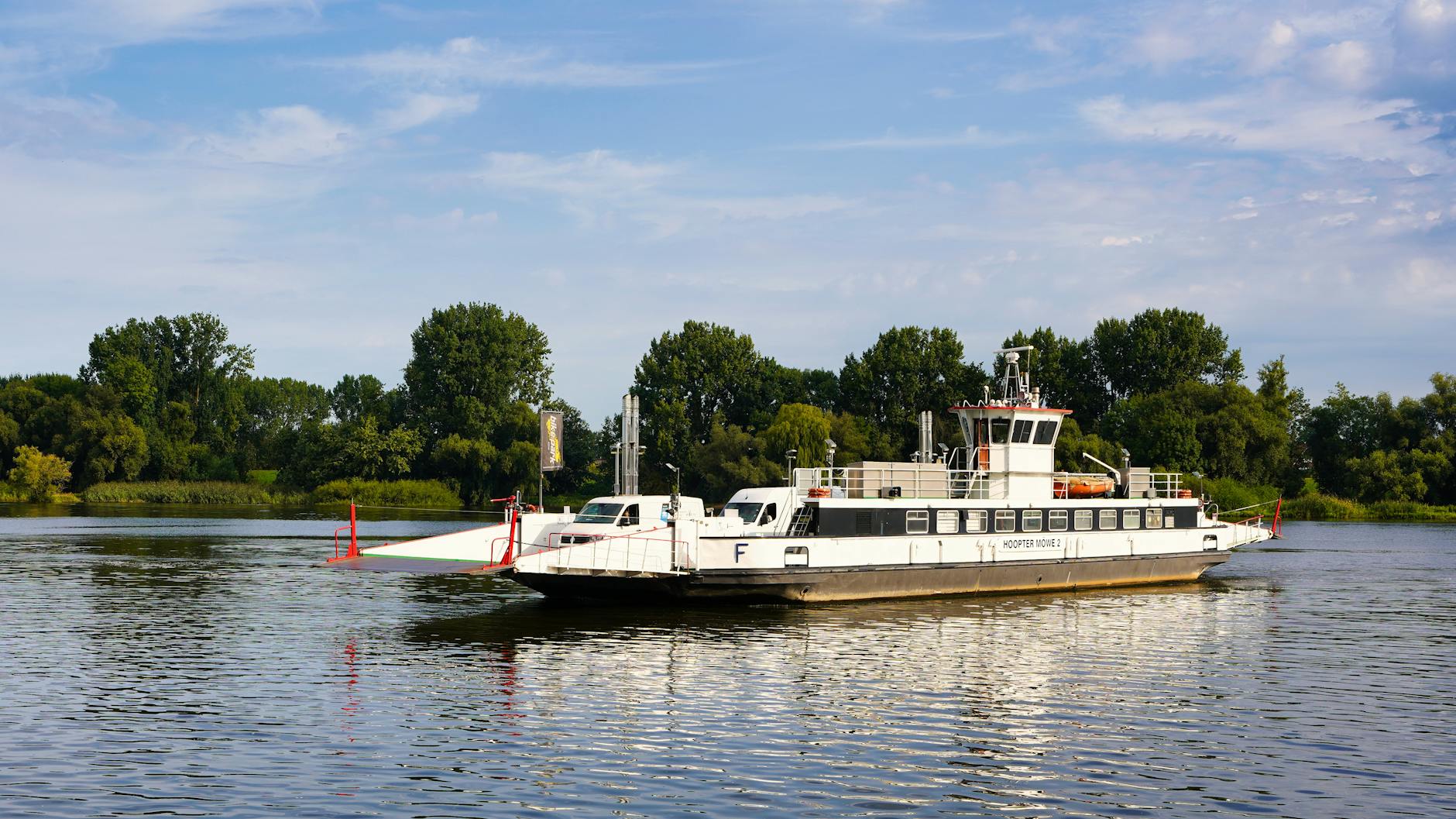 Mapa Sieradza z zaznaczonymi potencjalnymi utrudnieniami drogowymi i informacją o możliwości rehabilitacji.